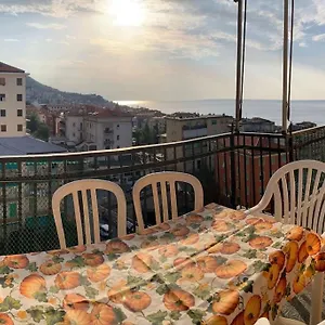 Vista Mare Con Ogni Comfort Appartamento Varazze